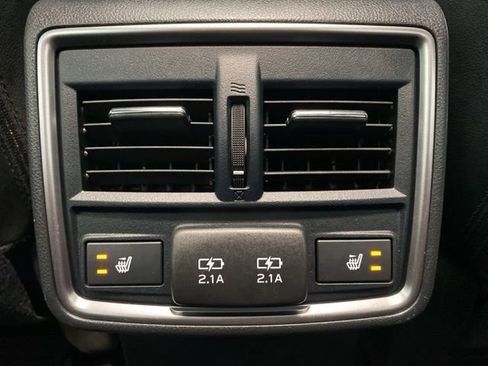 Used 2021 Subaru Forester Touring image 14