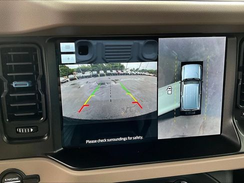 Used 2022 Ford Bronco Wildtrak AWD/4WD image 16