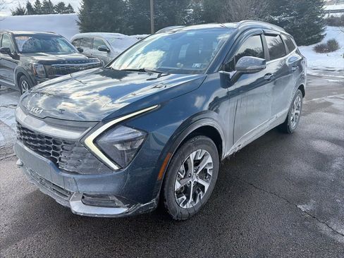 Certified 2023 Kia Sportage EX image 3