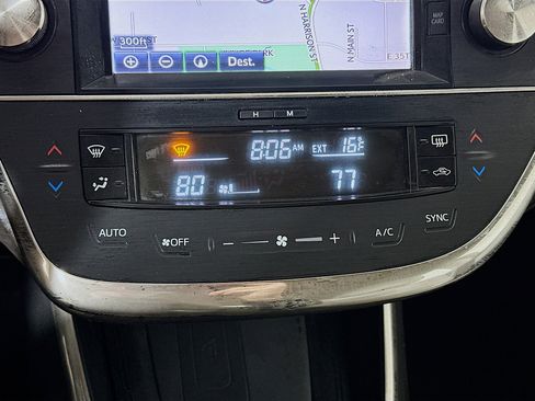 Used 2016 Toyota Avalon XLE Premium image 16