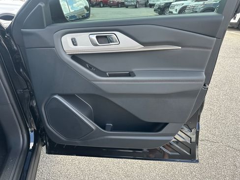 New 2026 Ford Explorer Active image 44