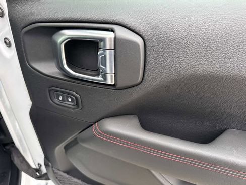 New 2026 Jeep Wrangler Unlimited Rubicon image 25