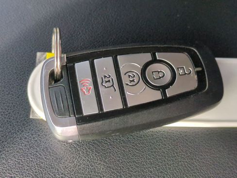 Used 2020 Ford Edge SEL w/ Convenience Package image 34