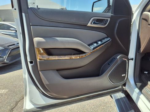 Used 2017 GMC Yukon XL Denali w/ Open Road Package AWD/4WD image 19