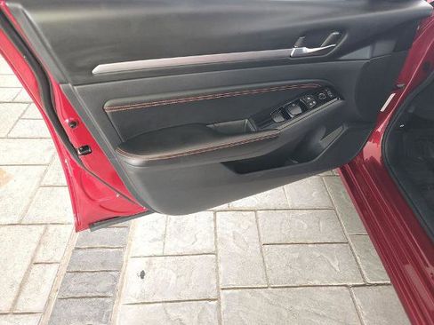 Certified 2023 Nissan Altima 2.5 SR FWD image 27
