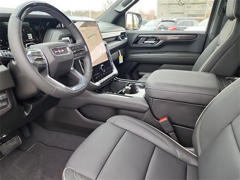New 2026 GMC Yukon Elevation w/ Elevation Premium Package image 12