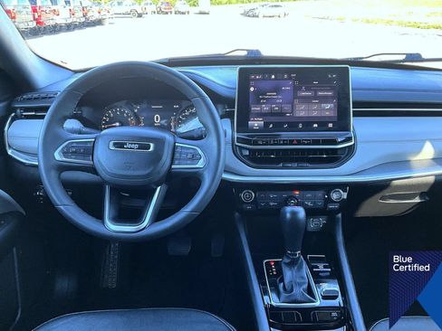 Used 2023 Jeep Compass Limited AWD/4WD image 12