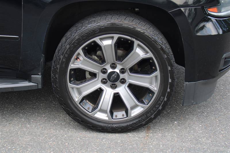 Used 2018 Chevrolet Tahoe LT w/ Texas Edition Package RWD image 9