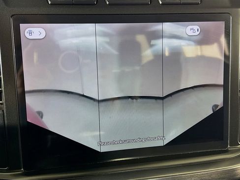 Used 2023 Ford F250 Lariat w/ Sport Appearance Package image 48