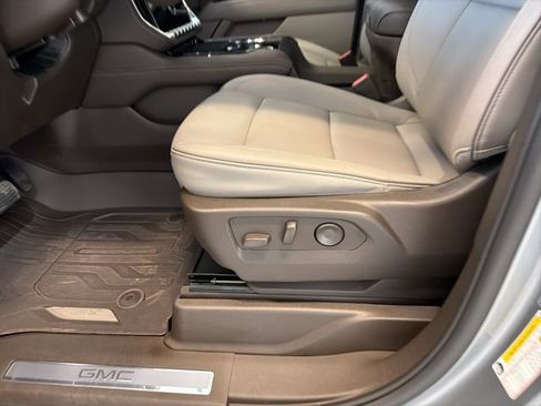 Used 2026 GMC Yukon Elevation image 15