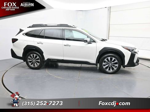 Used 2024 Subaru Outback Touring XT AWD/4WD image 16