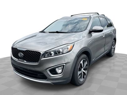 Used 2017 Kia Sorento EX w/ EX V6 Premium Package