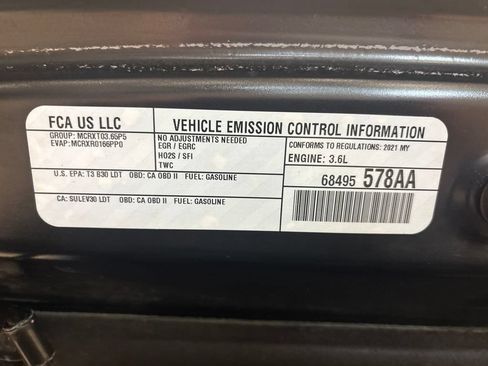 Used 2021 Jeep Gladiator Sport AWD/4WD image 42