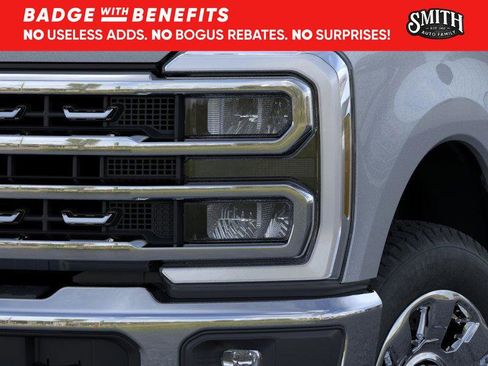 New 2026 Ford F250 Lariat w/ Lariat Premium Package image 19