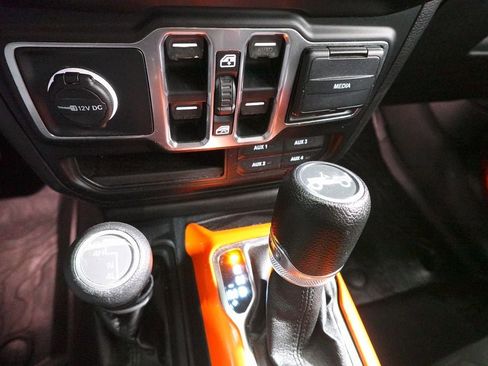 Used 2018 Jeep Wrangler Unlimited Sport S image 20