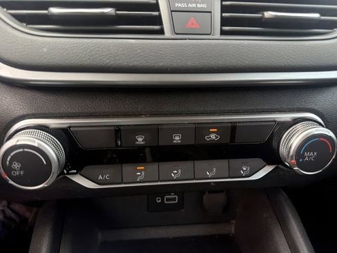 Used 2023 Nissan Altima 2.5 S FWD image 27