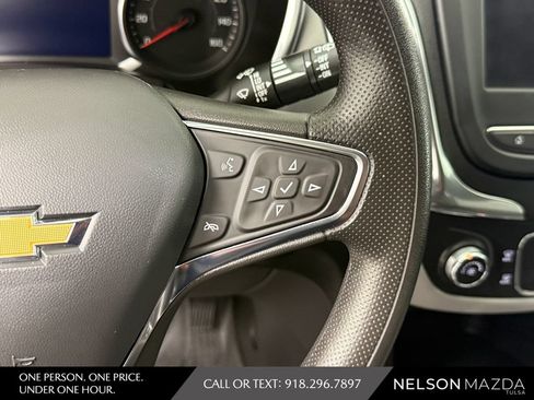 Used 2023 Chevrolet Equinox LS w/ LS Convenience Package FWD image 24