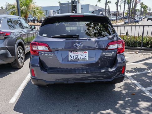 Used 2017 Subaru Outback 2.5i Limited AWD/4WD image 16