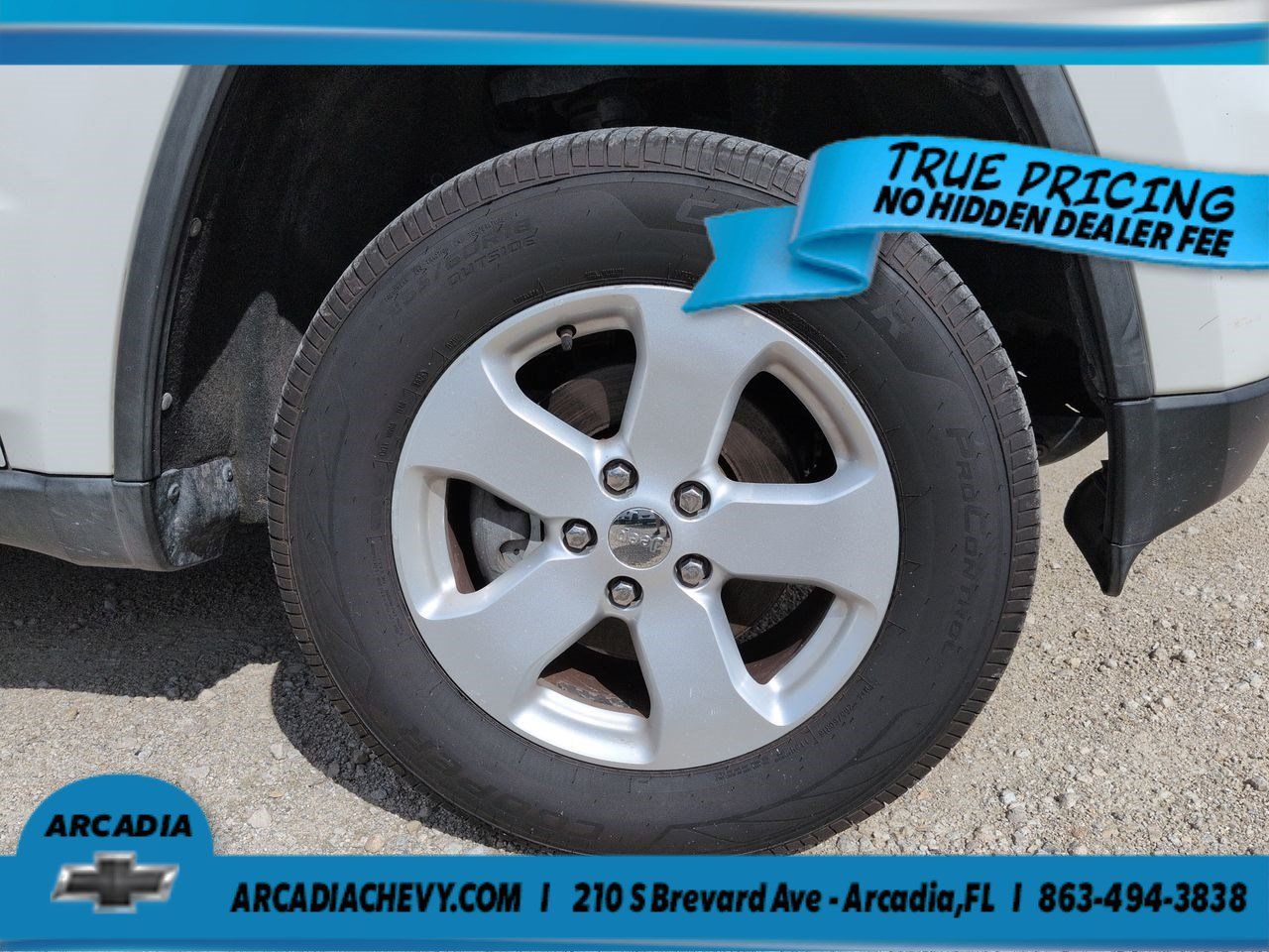 Used 2012 Jeep Grand Cherokee Laredo RWD image 11