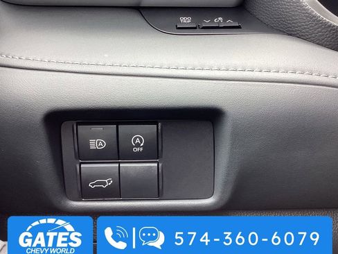 Used 2025 Toyota Highlander XSE AWD/4WD image 28