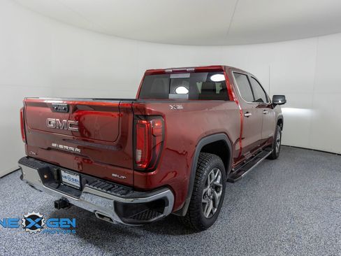 Used 2023 GMC Sierra 1500 SLT AWD/4WD image 7