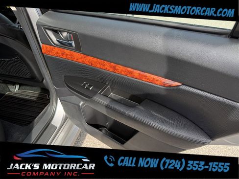 Used 2011 Subaru Legacy 3.6R Limited w/ Appearance Package 1E AWD/4WD image 22