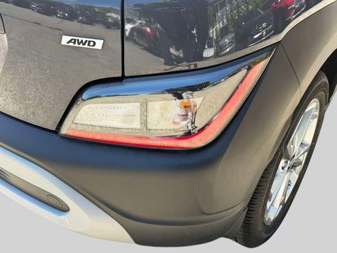 Certified 2023 Hyundai Kona SEL AWD/4WD image 10