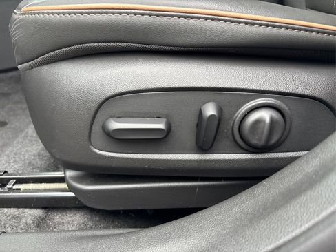 Used 2024 Buick Envista Preferred FWD image 36