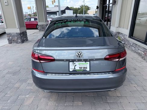 Used 2021 Volkswagen Passat 2.0T SE image 52