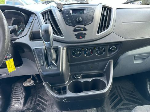 Used 2016 Ford Transit 250 130 Low Roof w/ Exterior Upgrade Package RWD image 19