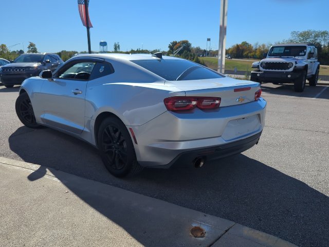 Used 2019 Chevrolet Camaro LS RWD image 9