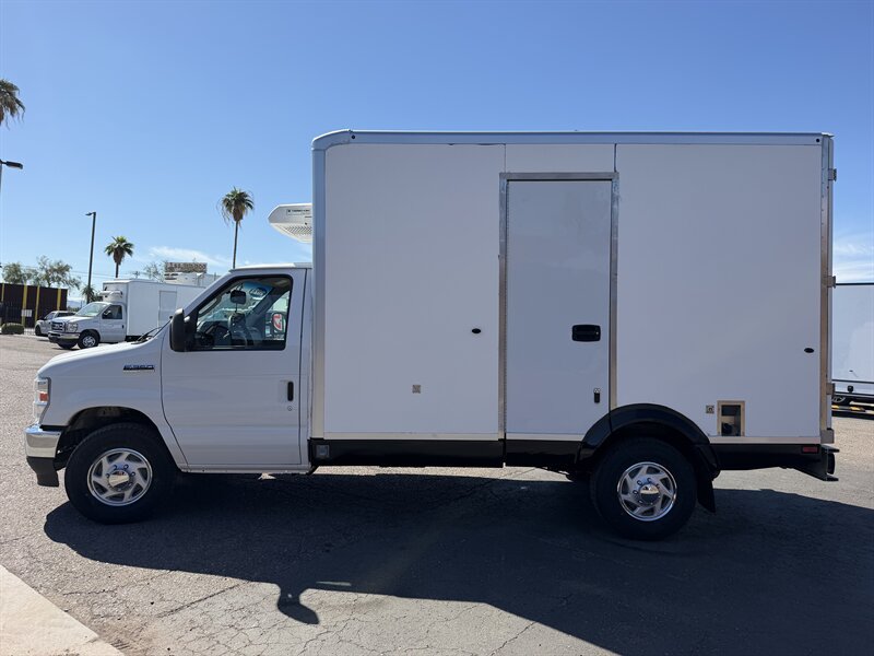 Used 2023 Ford E-350 and Econoline 350 Super Duty w/ Power Windows & Locks Group RWD image 6