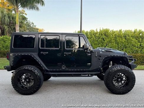 Used 2017 Jeep Wrangler Unlimited Sport w/ Quick Order Package 24S AWD/4WD image 3