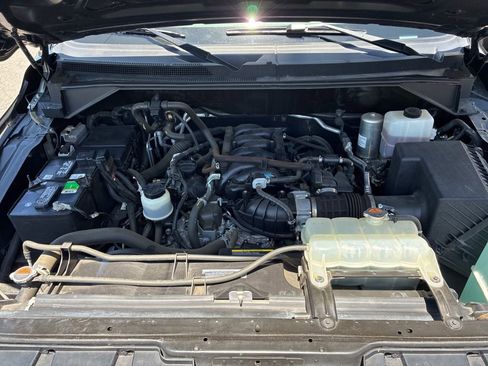 Used 2020 Nissan NV 3500 SL RWD image 12