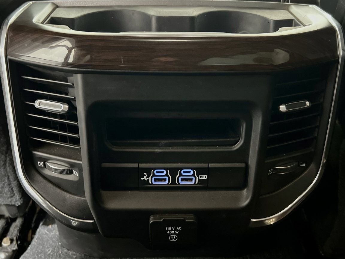Used 2019 RAM 2500 Laramie AWD/4WD image 18