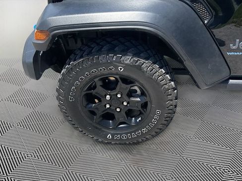 Used 2023 Jeep Wrangler Unlimited w/ Cold Weather Group AWD/4WD image 36