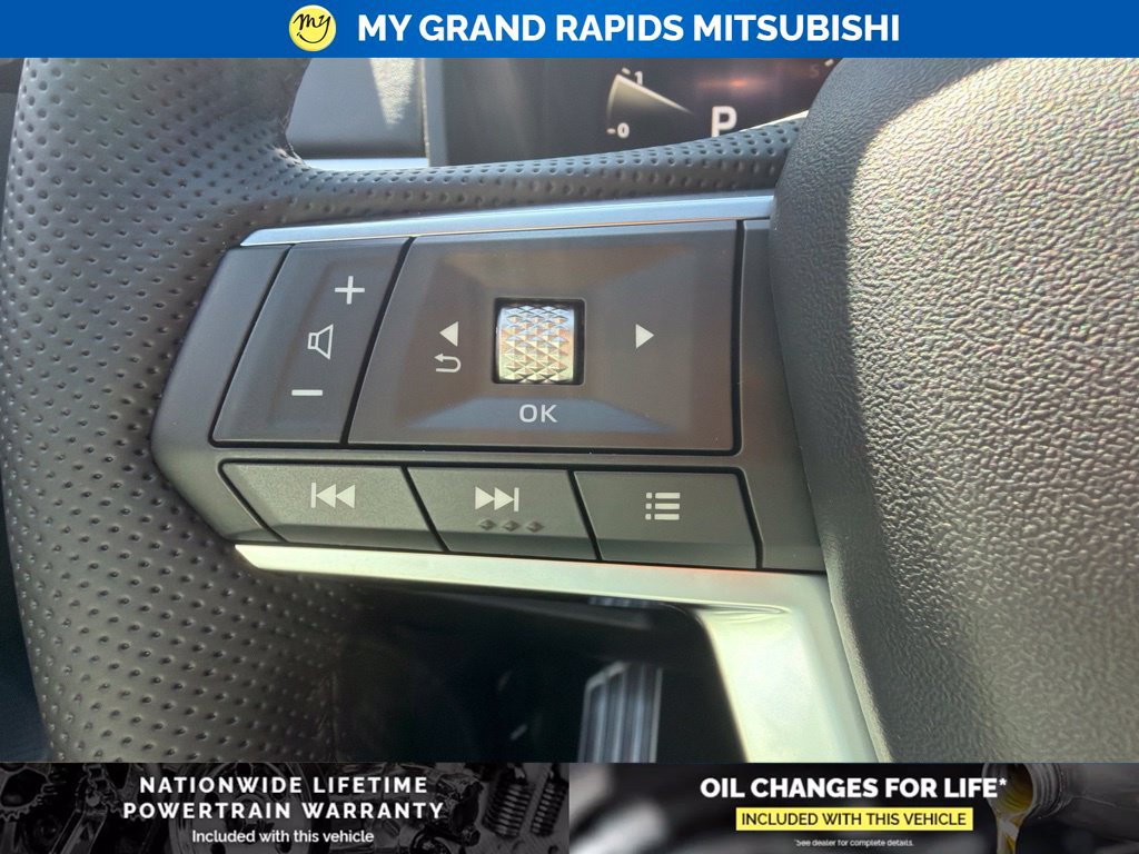 New 2026 Mitsubishi Outlander SEL Black Edition AWD/4WD image 15