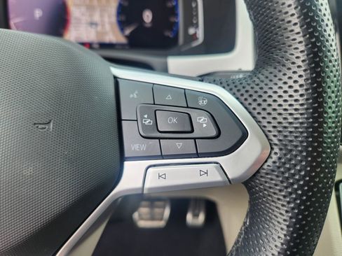 Used 2021 Volkswagen Atlas SEL R-Line AWD/4WD image 19