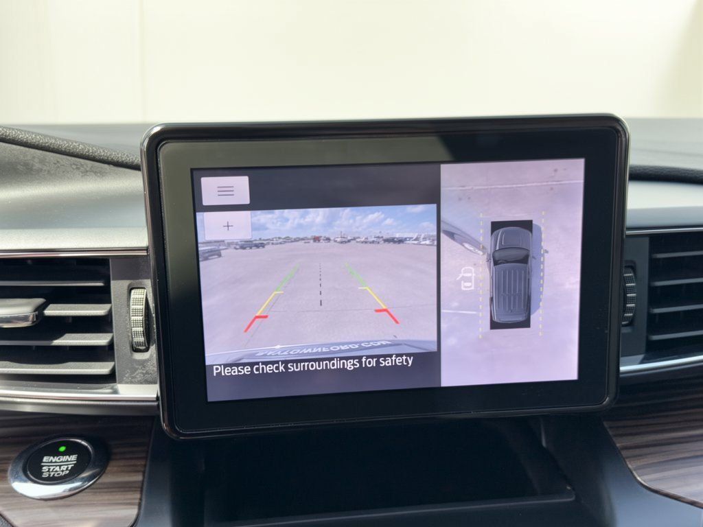 Used 2020 Ford Explorer Limited w/ Class III Trailer Tow Package RWD image 24