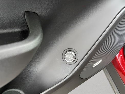 Certified 2025 Chevrolet Blazer RS image 10