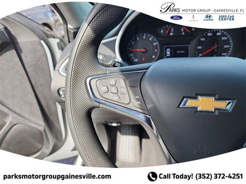 Used 2024 Chevrolet Malibu LT image 23