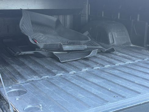 Used 2021 Chevrolet Silverado 1500 High Country w/ Technology Package image 27