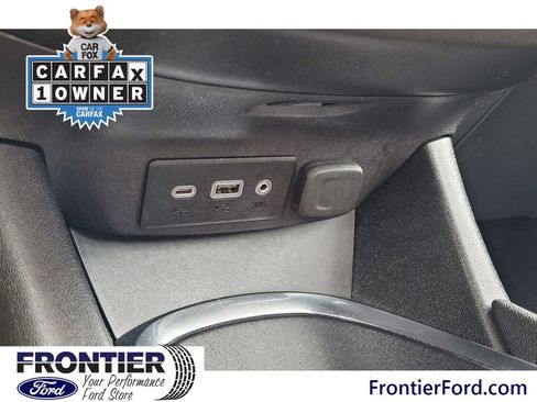 Used 2022 Chevrolet Malibu LT image 25