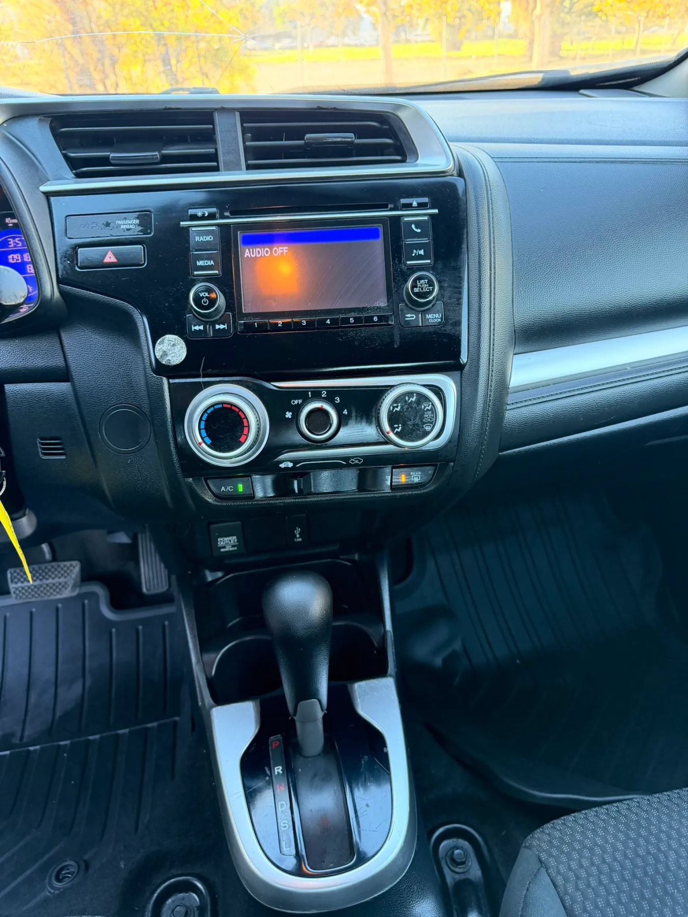 Used 2019 Honda Fit LX image 18