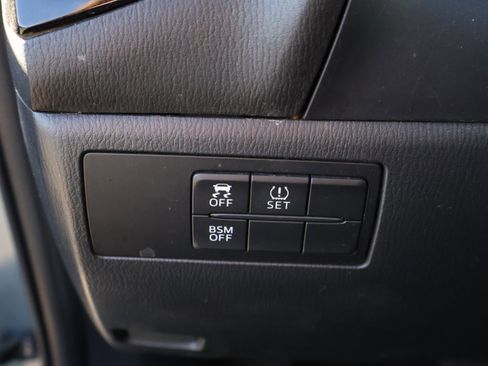 Used 2015 MAZDA MAZDA3 i Grand Touring image 37