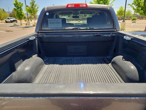 Used 2012 Toyota Tundra 4x4 CrewMax w/ TRD Off-Road Pkg image 6