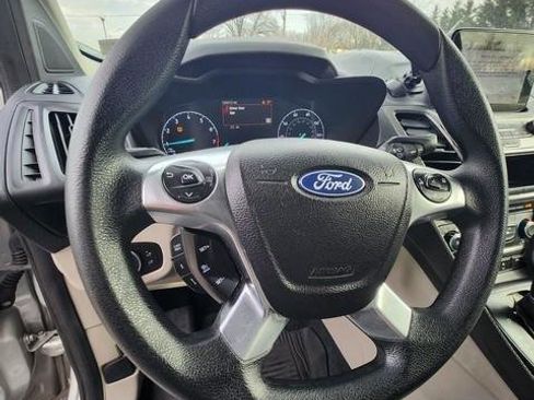 Used 2019 Ford Transit Connect XLT image 12