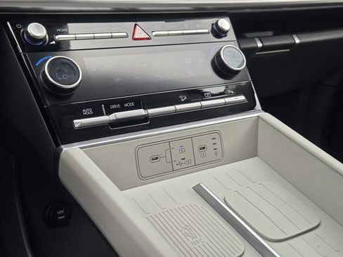 Certified 2026 Hyundai Santa Fe SEL FWD image 19