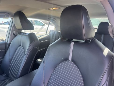 Certified 2021 Toyota Camry SE FWD image 22
