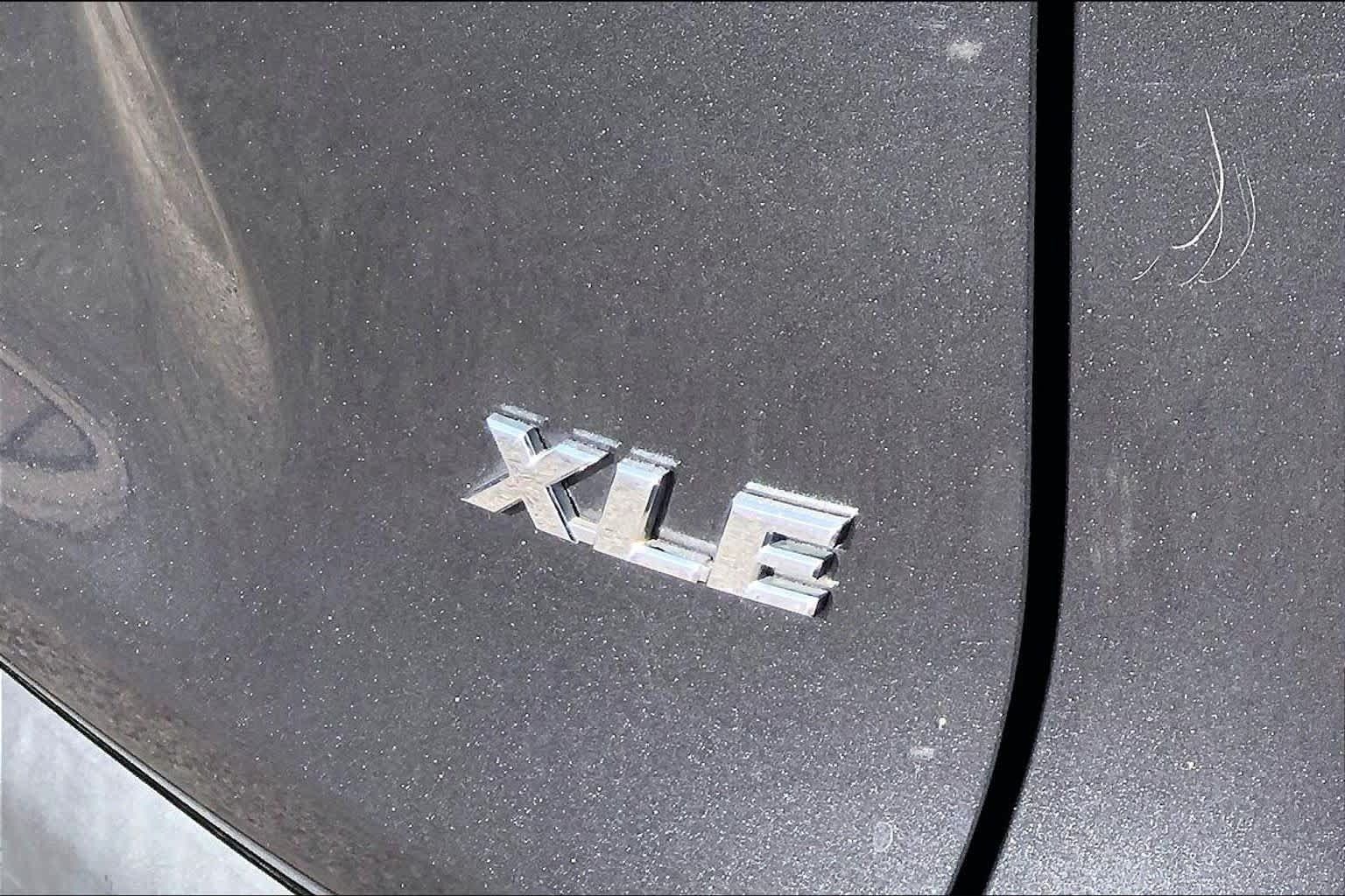 Used 2021 Toyota RAV4 XLE FWD image 30